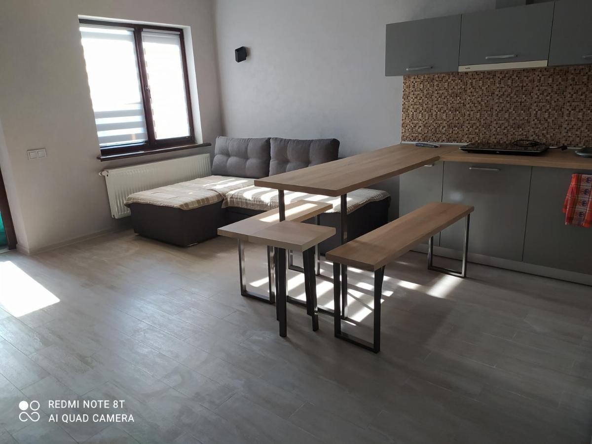 Reef Apartments Odessa Buitenkant foto