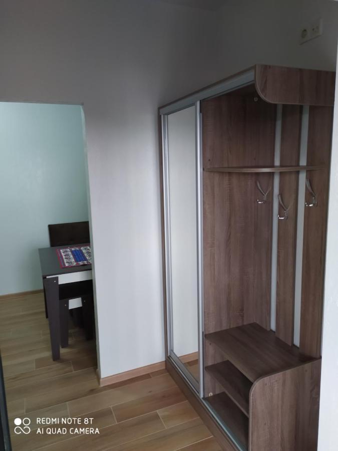 Reef Apartments Odessa Buitenkant foto