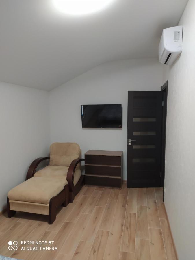 Reef Apartments Odessa Buitenkant foto